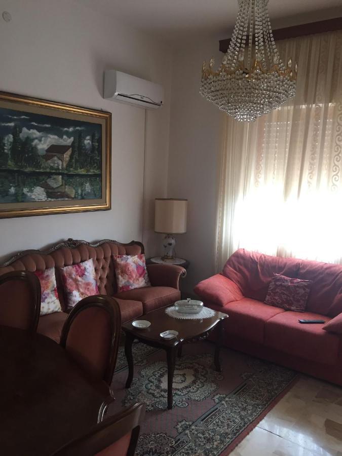 B&B Anna Piscinas Eksteriør billede
